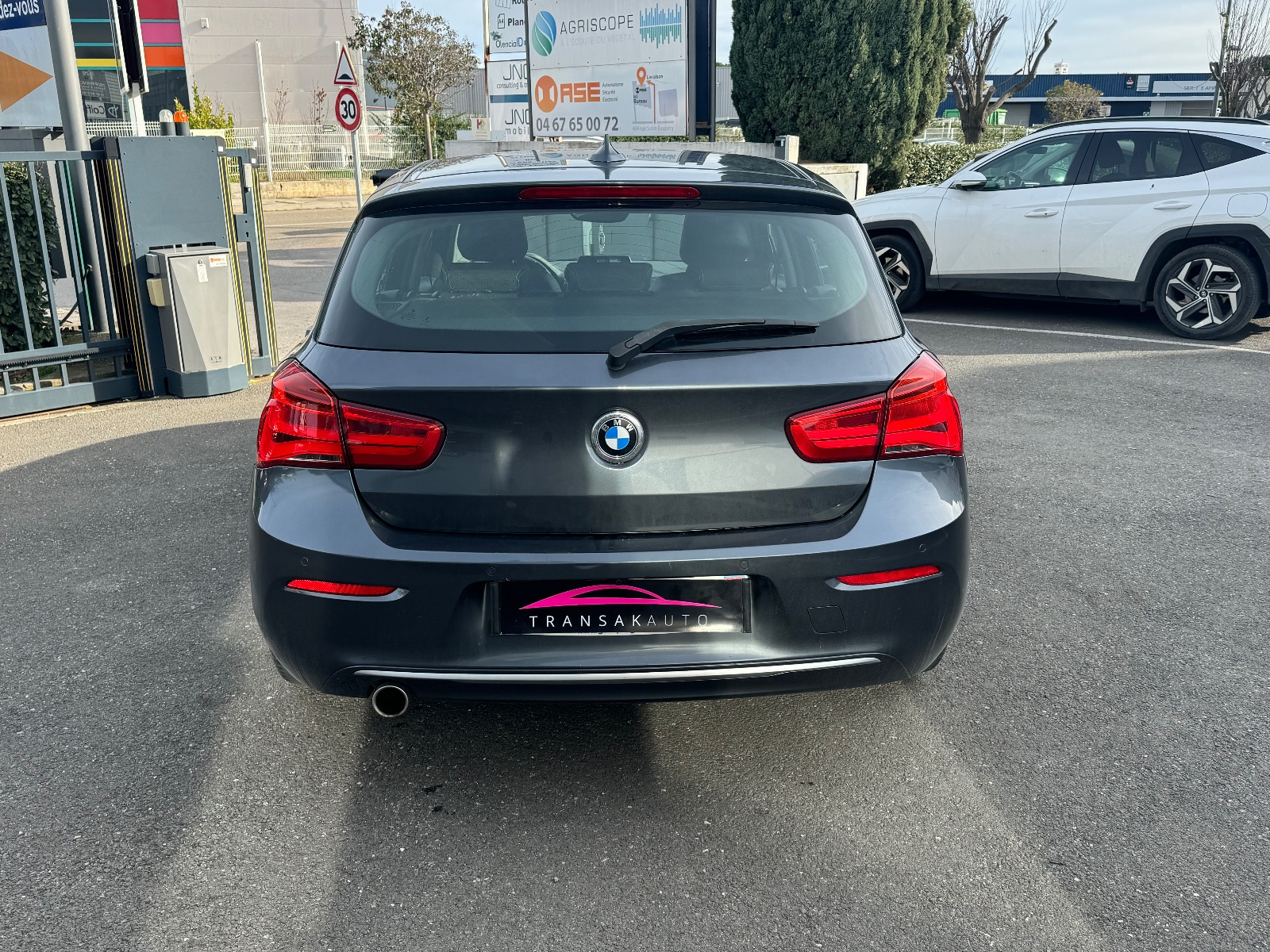 BMW SERIE 1 F20 LCI2 116i 109 ch Urban Chic TRANSAKAUTO MONTPELLIER