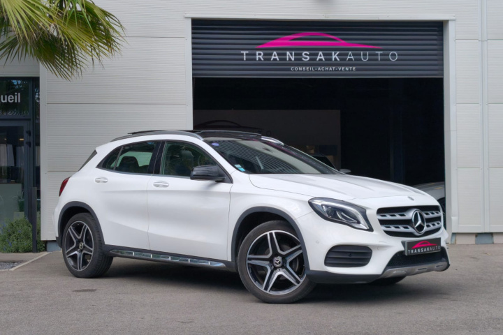 MERCEDES GLA