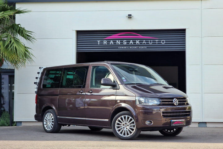 VOLKSWAGEN MULTIVAN