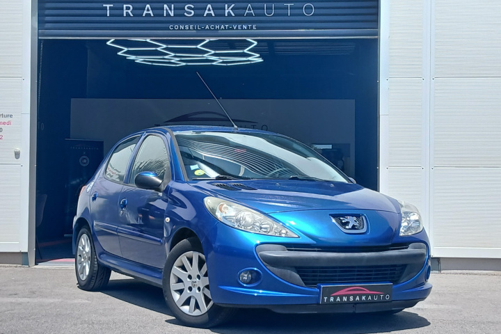 PEUGEOT 206+