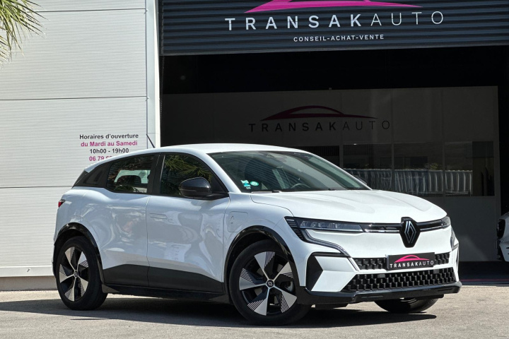 RENAULT MEGANE E-TECH