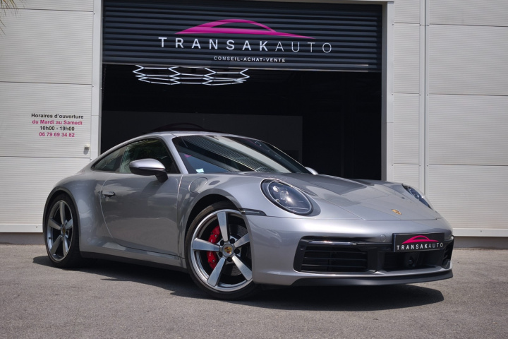 PORSCHE 911 CARRERA COUPE 992