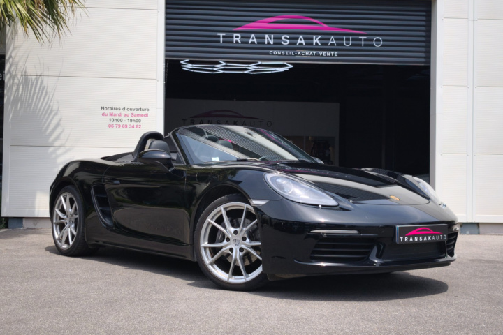 PORSCHE 718 BOXSTER
