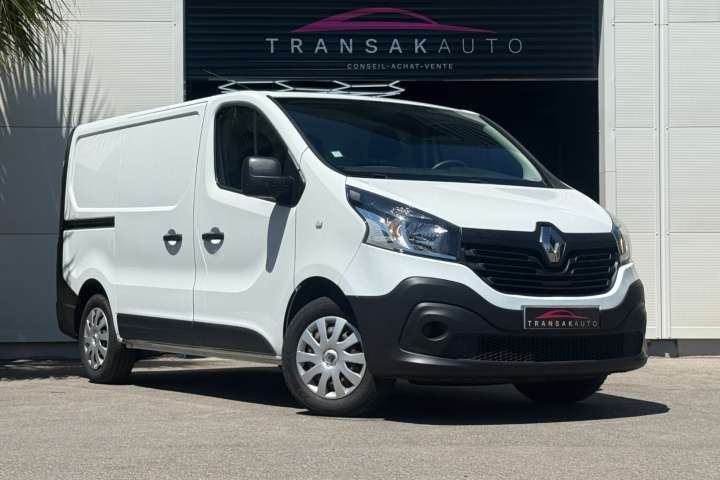 RENAULT TRAFIC FOURGON