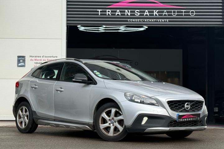 VOLVO V40 CROSS COUNTRY BUSINESS
